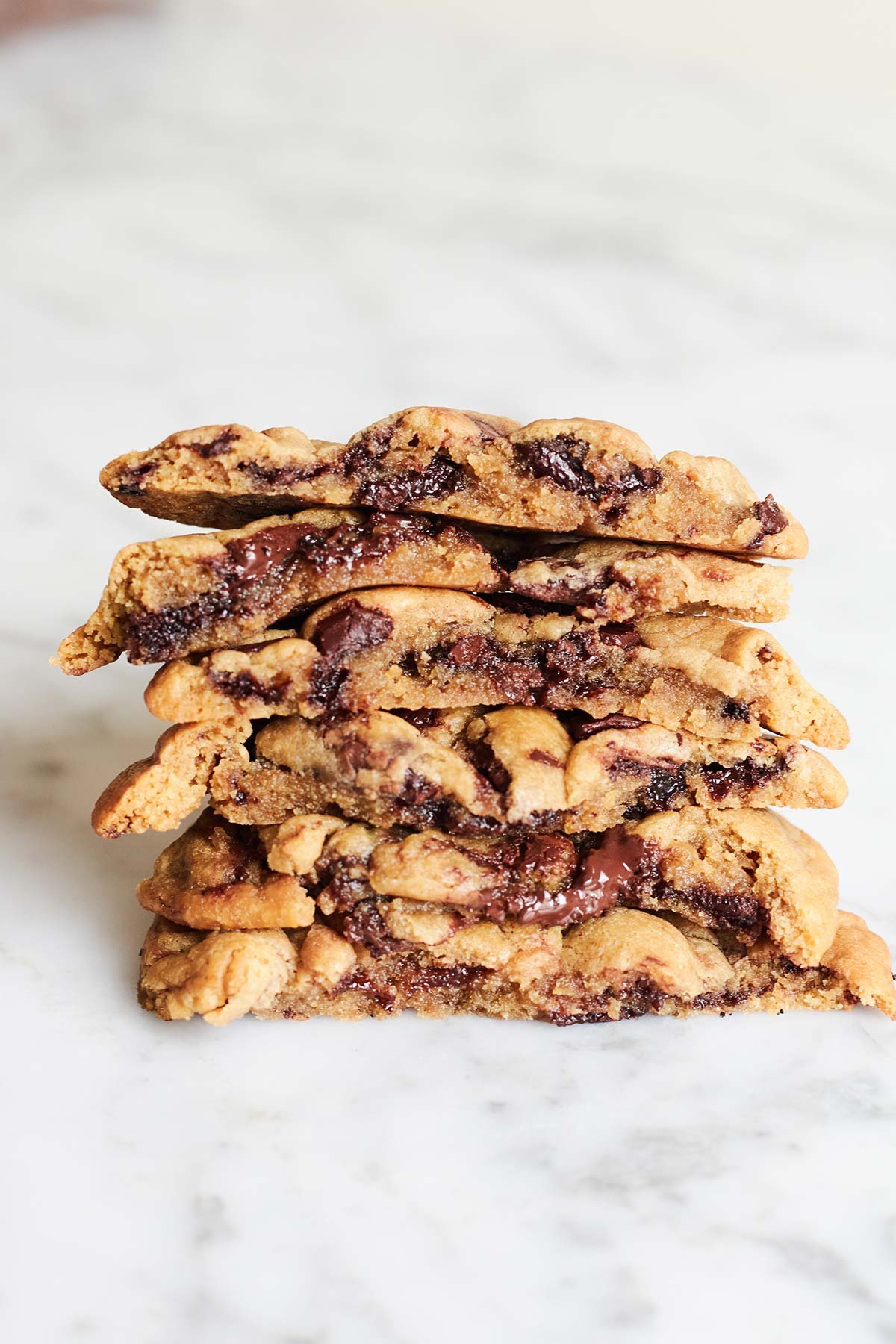 bakery style chocolate chip cookies